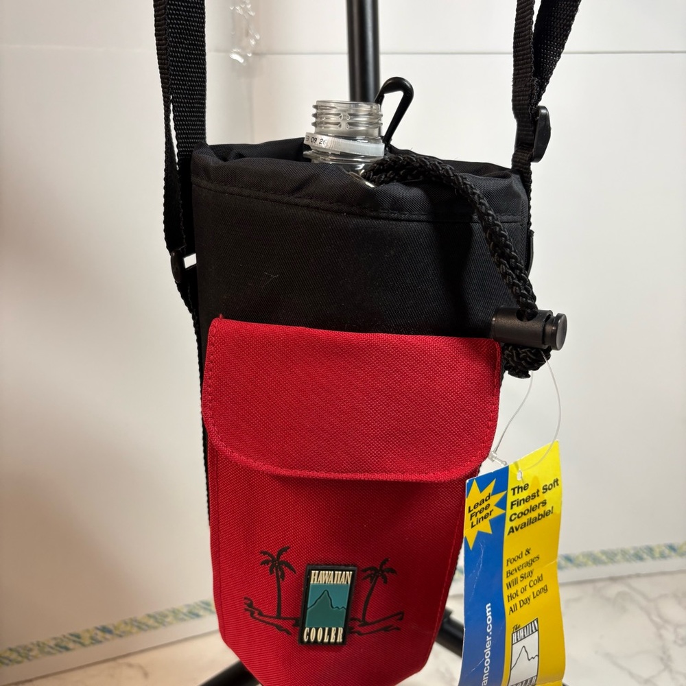 Hawaiian Cooler, Insulated Bottle Sak with strap, NWT